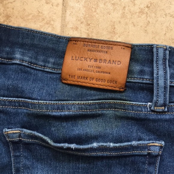 Lucky brand ripped bottom jeans - Picture 8 of 12